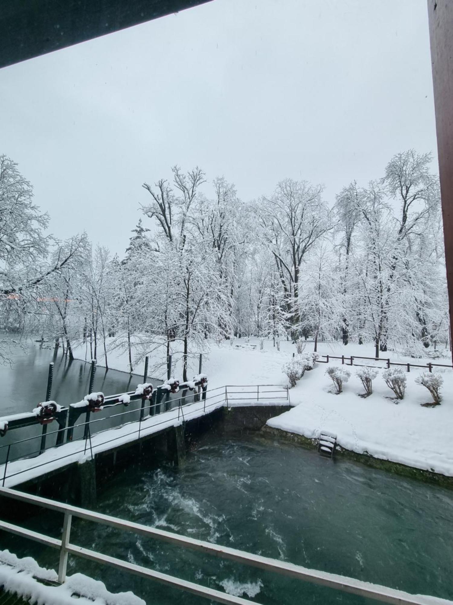 Hotel Paviljon Bihać Exterior foto